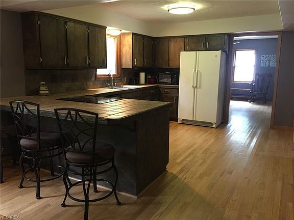 2nd image of 41958 Earlene Ct