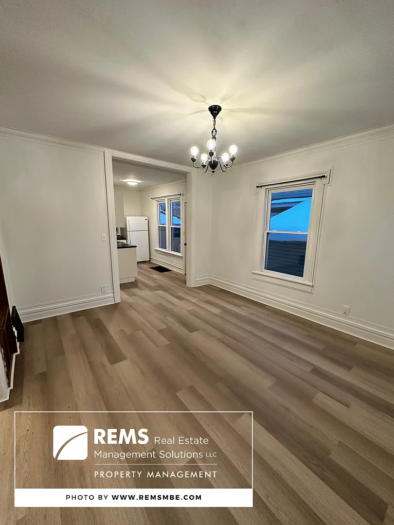 246 North Walnut Street — Photo 1