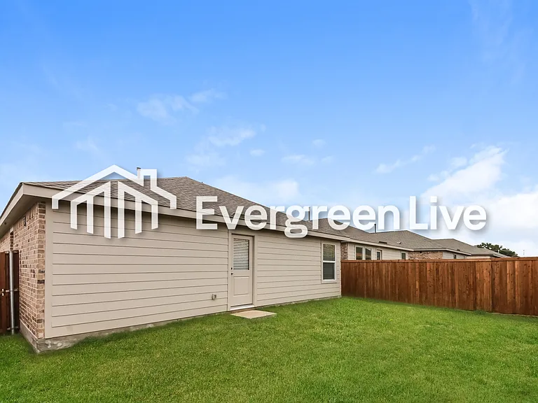 2056 Sulky Ln — Photo 15
