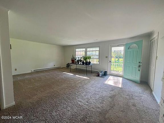 4th image of 11908 Hillcrest Dr