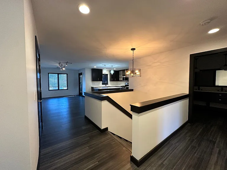 103 N Howard St #B — Photo 5