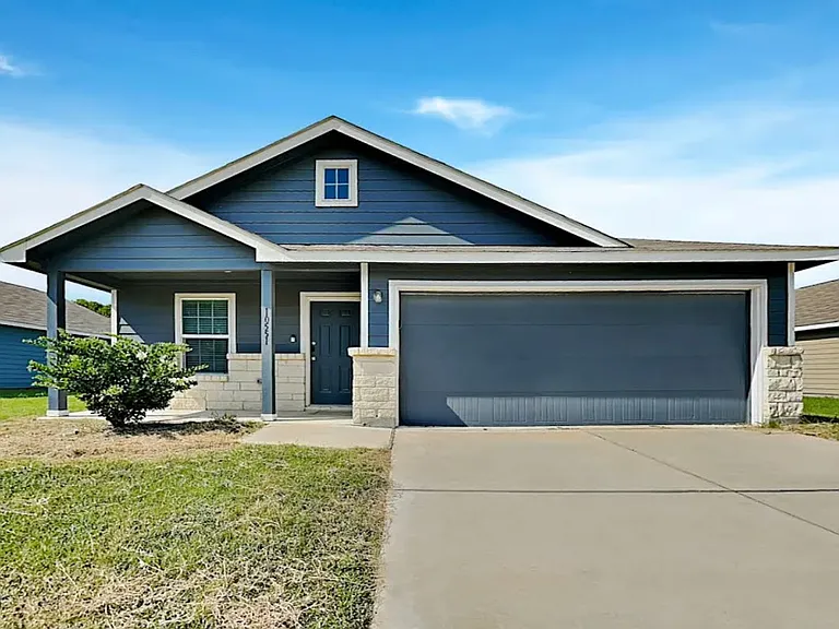10551 Sewell Cir — Photo 1