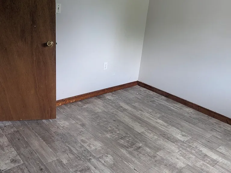 232 Hulin St — Photo 10