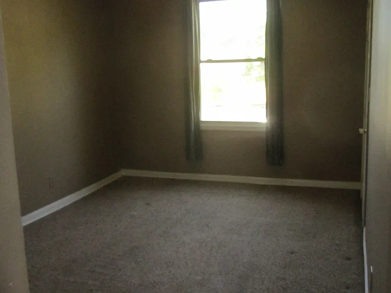2014 W Main St #1F — Photo 6