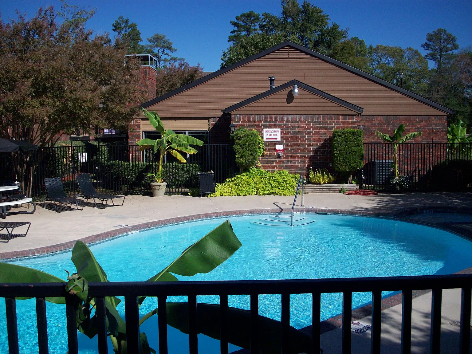 Tanglewood Place — Photo 2