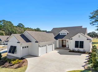 260 Cuban Lily Dr, Fairhope, AL 36532
