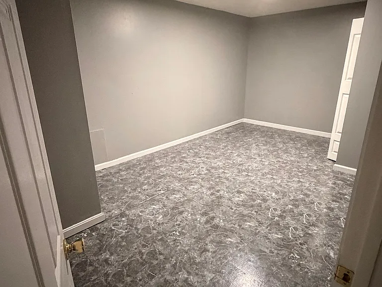 1762 Dumesnil St #2 — Photo 6