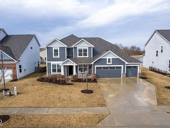 2nd image of 12504 Castle Pine Dr