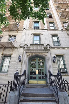 Rented by Botensten Properties International | media 43