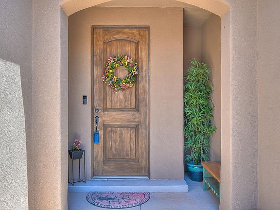 4th image of 930 Palo Alto Ct