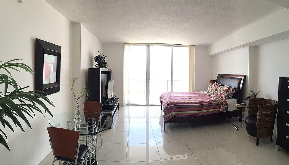 1st image of 1750 N Bayshore Dr APT 5208