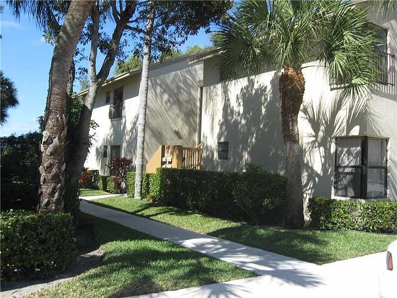 1st image of 4730 NW 22nd St