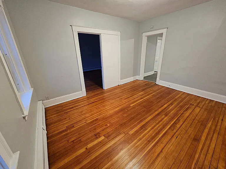 106 Willow St #1S — Photo 7