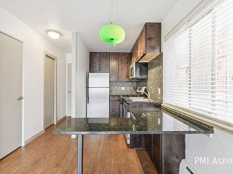 59 N Ogden St #10 — Photo 6