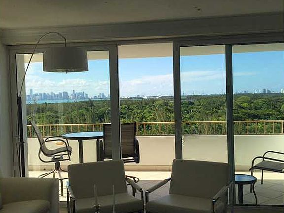 3rd image of 155 Ocean Ln Dr ##1008