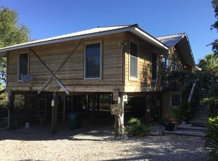 16851 Anna St, Cedar Key, FL 32625