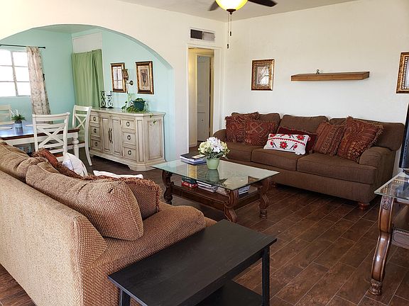 3rd image of 1049 Lariat St
