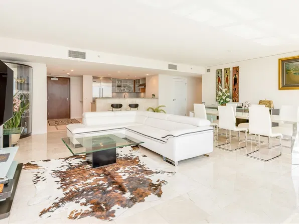1177 Queen St APT 3108, Honolulu, HI 96814