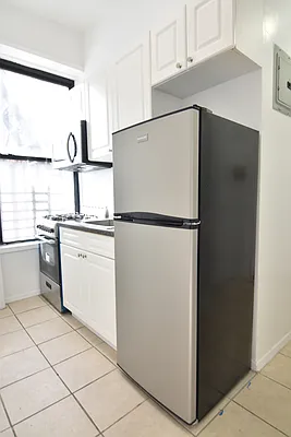 Rented by Finders NYC | media 7