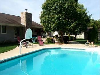 5th image of 26118 Barberry Ln