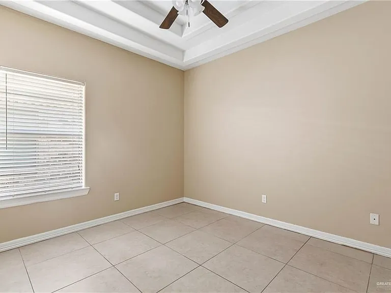 2805 E Garfield Ave #1 — Photo 8