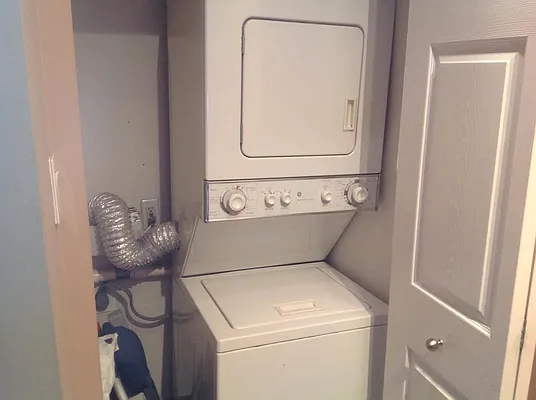 Rented by R New York | media 9