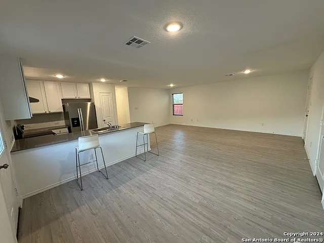 2 bed, 2.0 bath, 1492 sqft, $1,600 — Photo 3