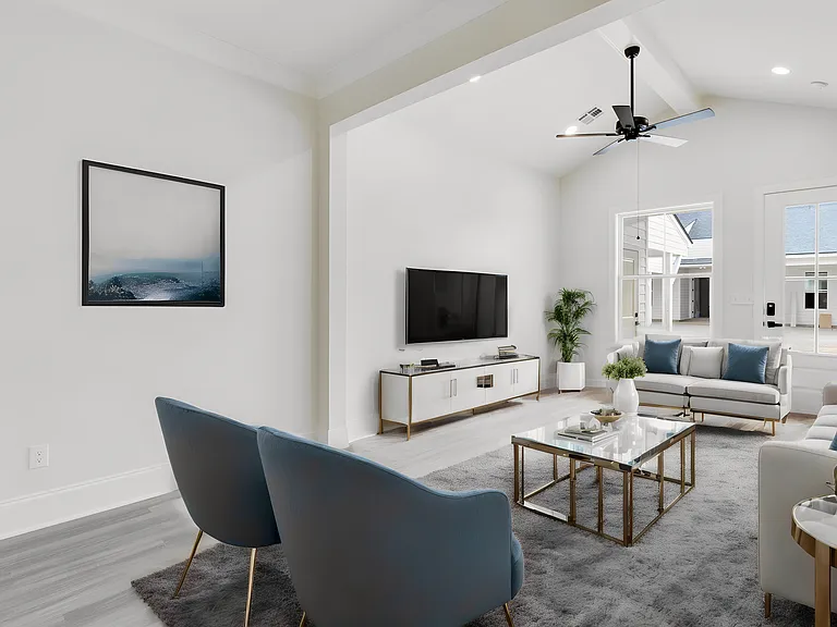 102 Perth Pl — Photo 8
