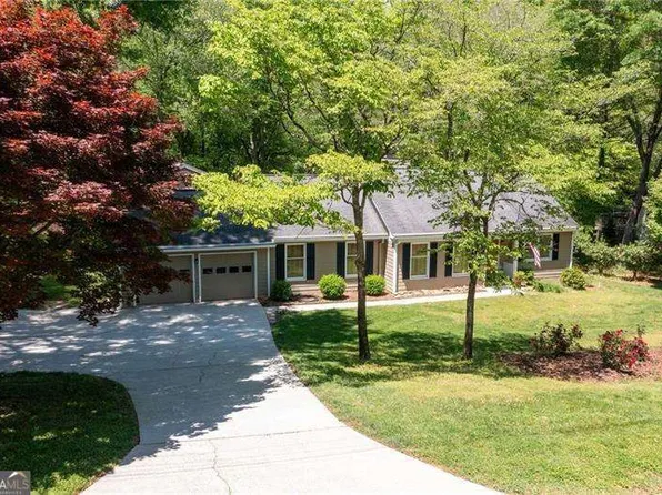 170 Mayfield Cir, Alpharetta, GA 30009