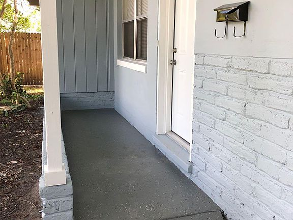 2nd image of 1803 Louvre Dr
