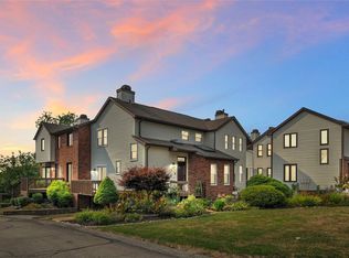 204 Spring Run Dr, Monroeville, PA 15146