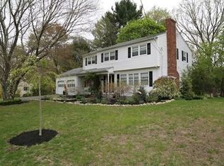 15 Winsor Ln, Topsfield, MA 01983