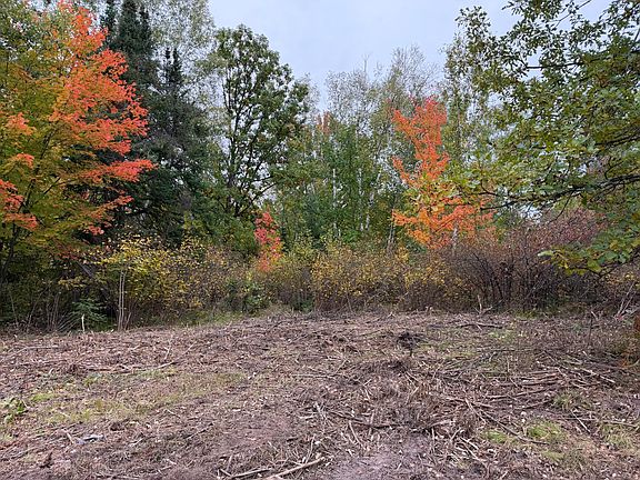 4th image of 51315 Sand Creek Rd
