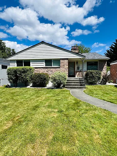 3222 34th Ave W Photo 1