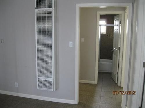 2nd image of 1943 C St APT 4