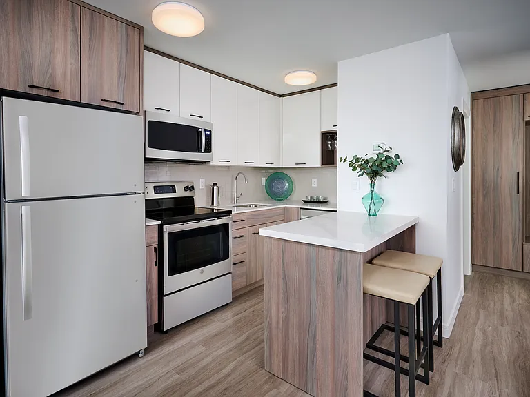 49 Walnut St S — Photo 14