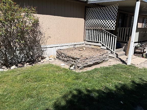 2nd image of 1025 N 300 W #16