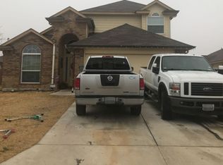 117 Flower Smith Ln, Jarrell, TX 76537