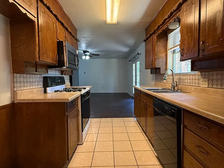 416 Pecan Dr — Photo 5