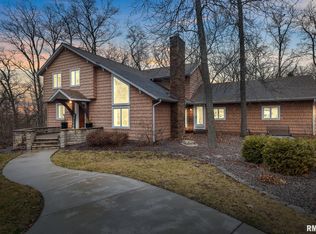 1427 NW Windermere Dr, Tremont, IL 61568