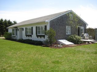 320 Katama Rd, Edgartown, MA 02539