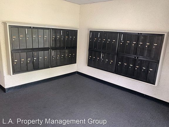4th image of 17740 Scherzinger Ln #220