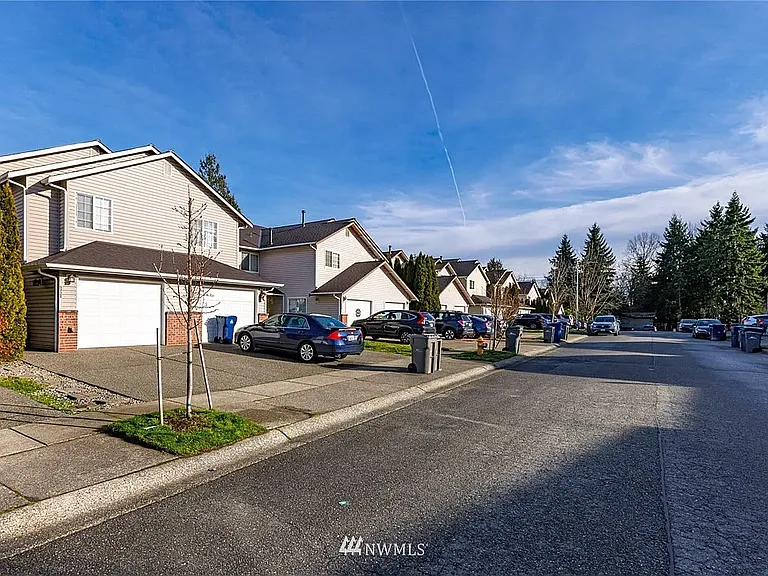 5721 136th St SE — Photo 2