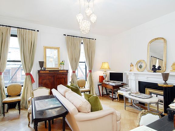5th image of 136 W 16th St APT 5E