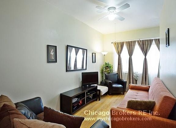 5th image of 3716 W Diversey Ave #1