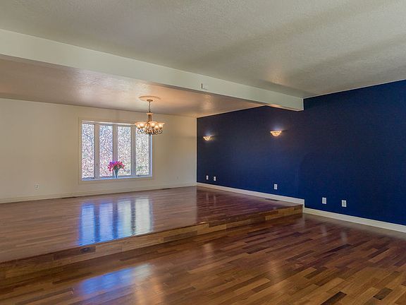 2nd image of 2125 Westview Ave