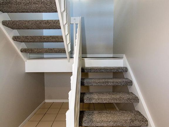5th image of 3001 E Chestnut Ave APT J92