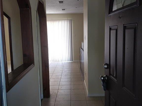 2nd image of 1210 Ski Dr