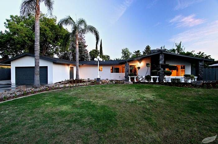 695 W. Barstow Ave.