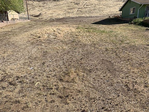 2nd image of 411 Panorama Dr